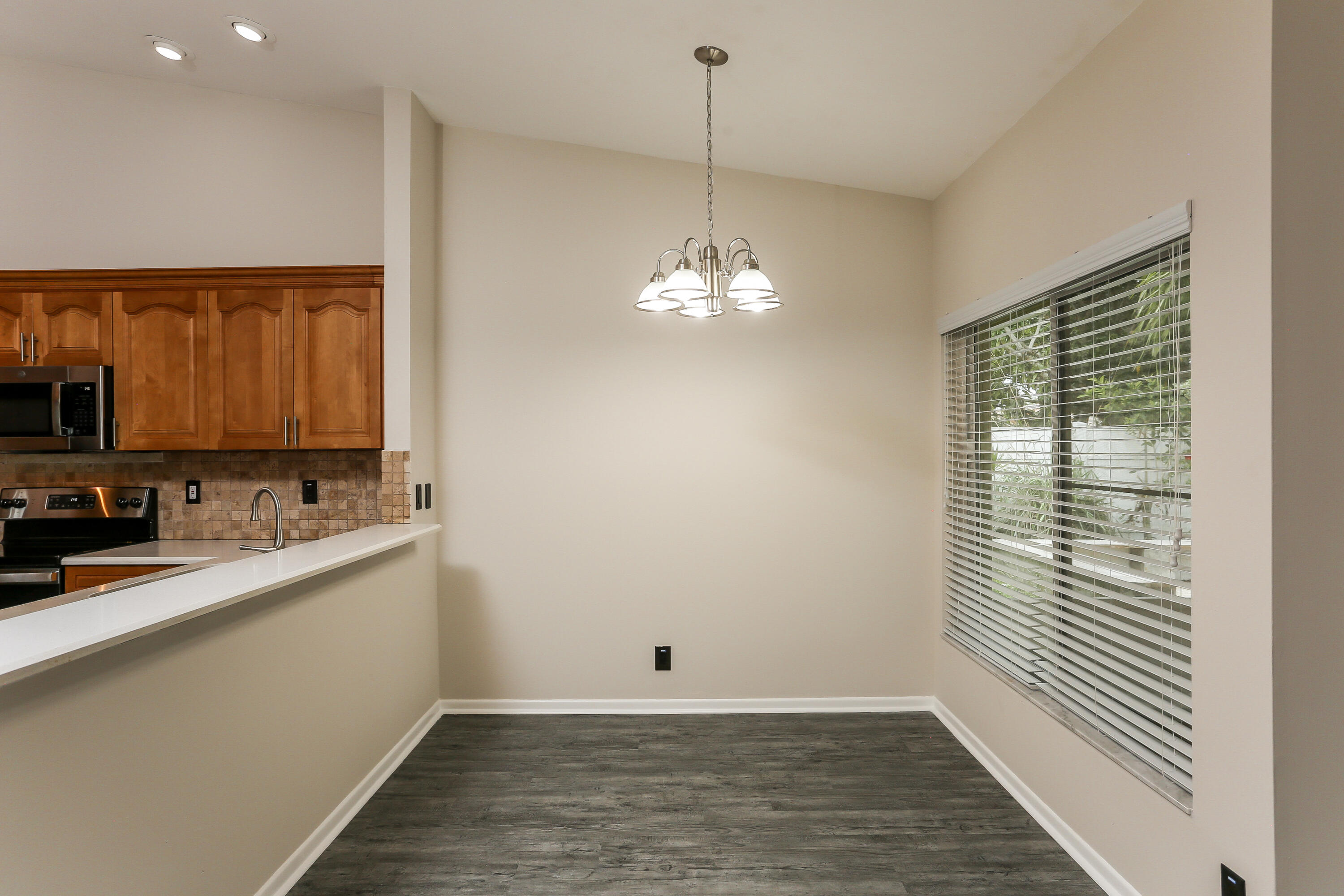 10339 Boca Springs Drive Boca Raton, FL 33428 - Photo 6 of 35 006-photo-breakfast-nook-11094158