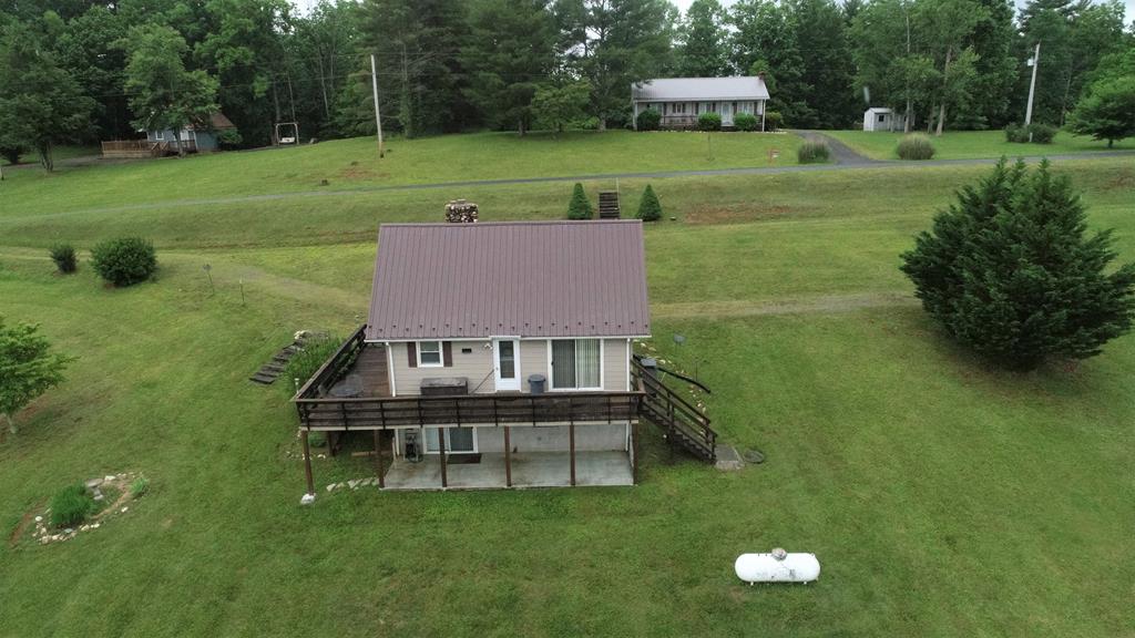 656 Kanawha Ridge Road Dugspur, VA 24325 - Photo 2 of 20 Gallery Image 2