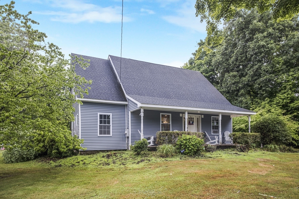 475 Somers Road East Longmeadow, MA 01028 - Photo 3 of 14