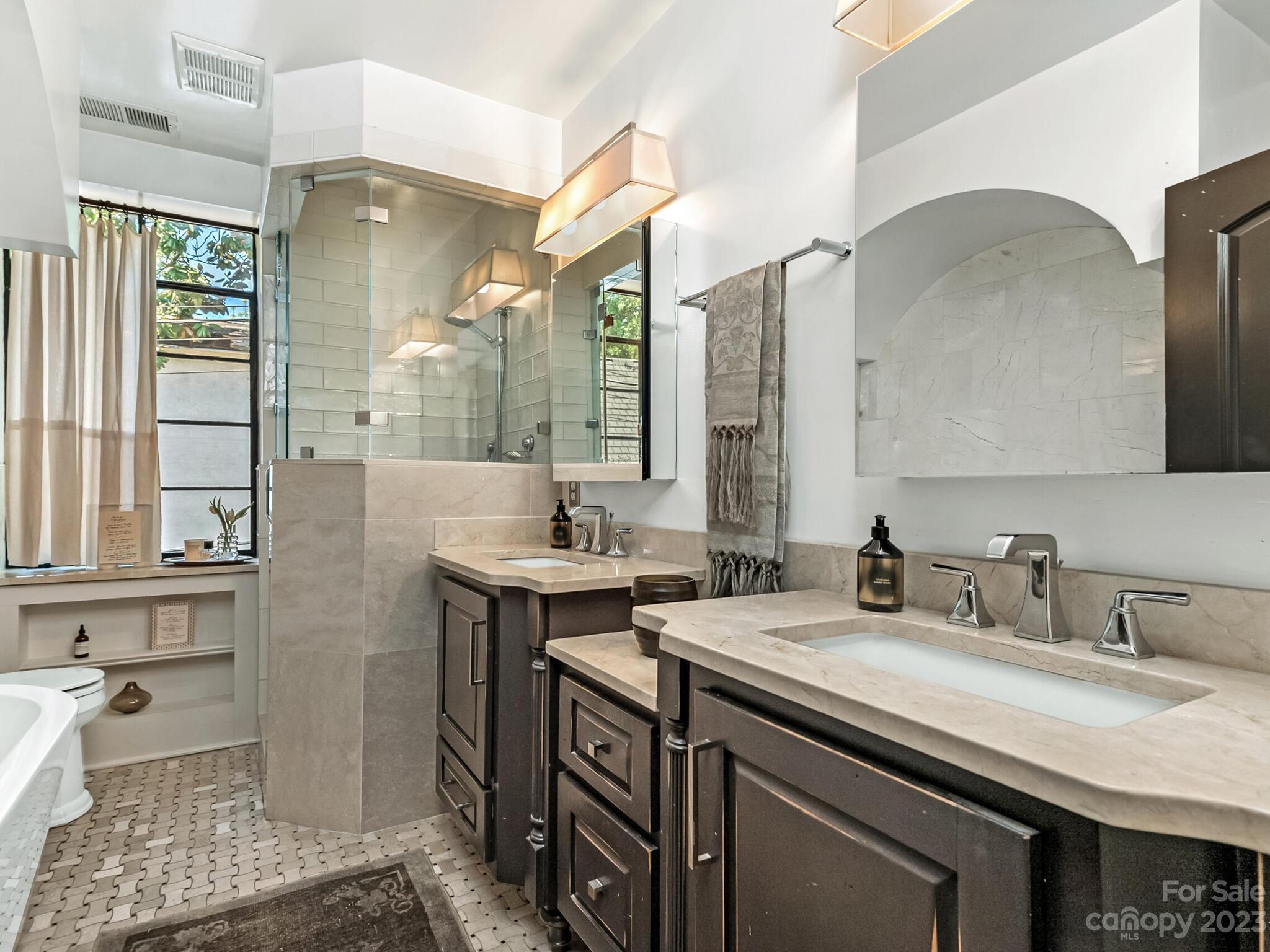 1610 Queens Road, Unit 8 Charlotte, NC 28207 - Photo 18 of 24 Gallery Image 18