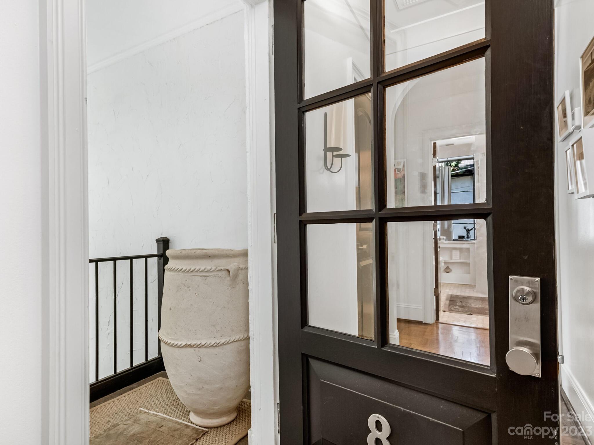 1610 Queens Road, Unit 8 Charlotte, NC 28207 - Photo 4 of 24 Gallery Image 4