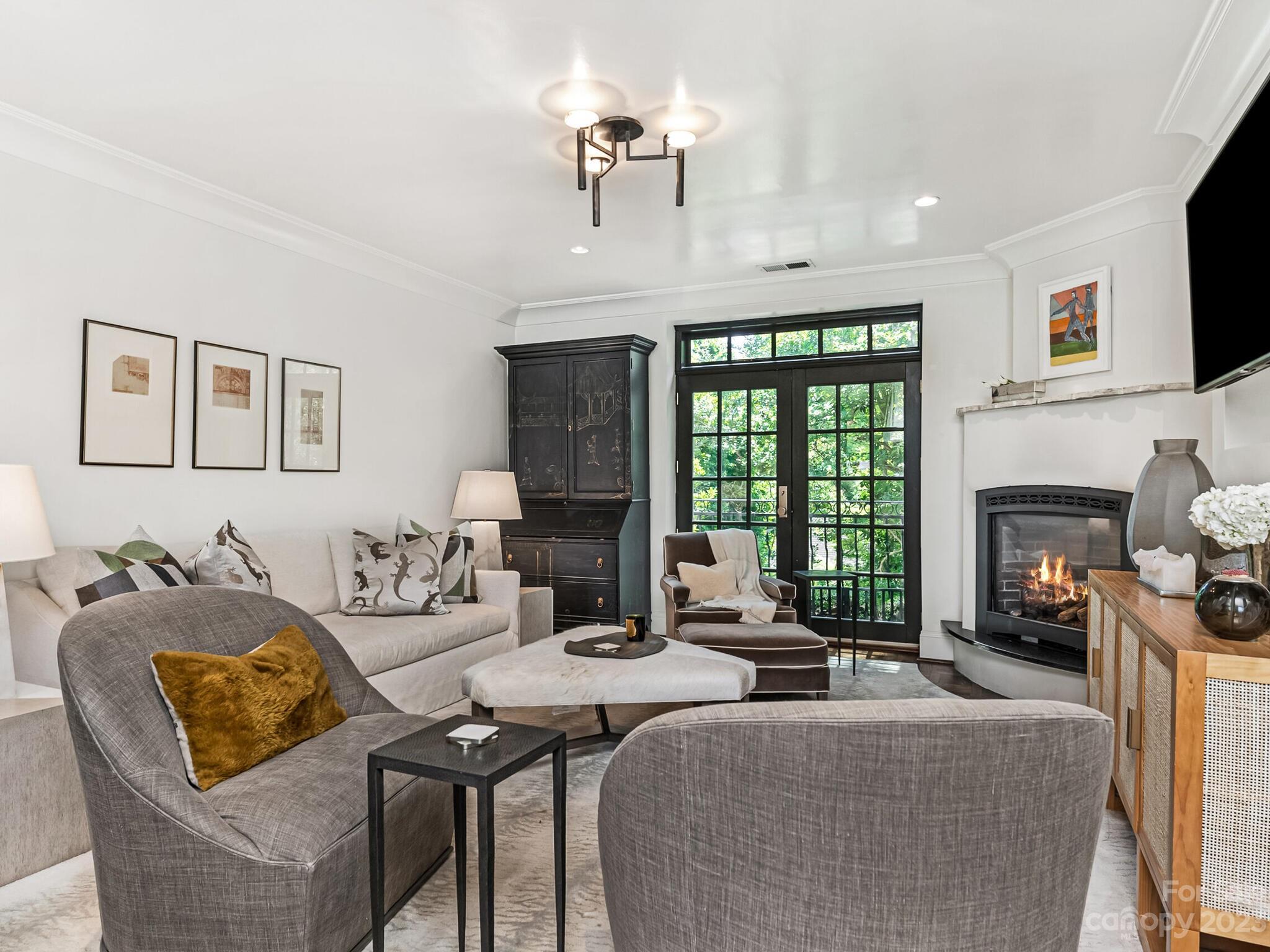 1610 Queens Road, Unit 8 Charlotte, NC 28207 - Photo 7 of 24 Gallery Image 7