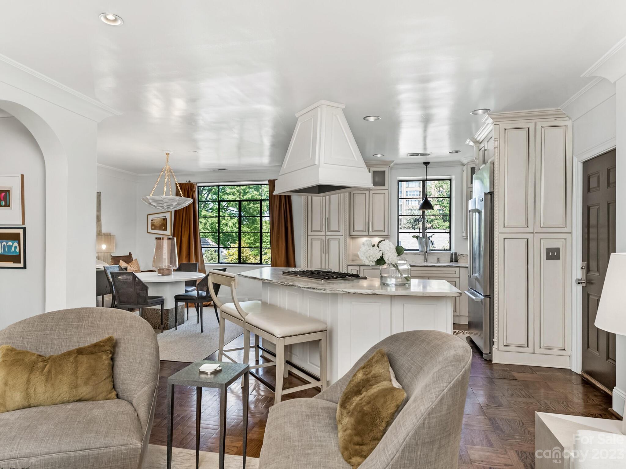 1610 Queens Road, Unit 8 Charlotte, NC 28207 - Photo 9 of 24 Gallery Image 9