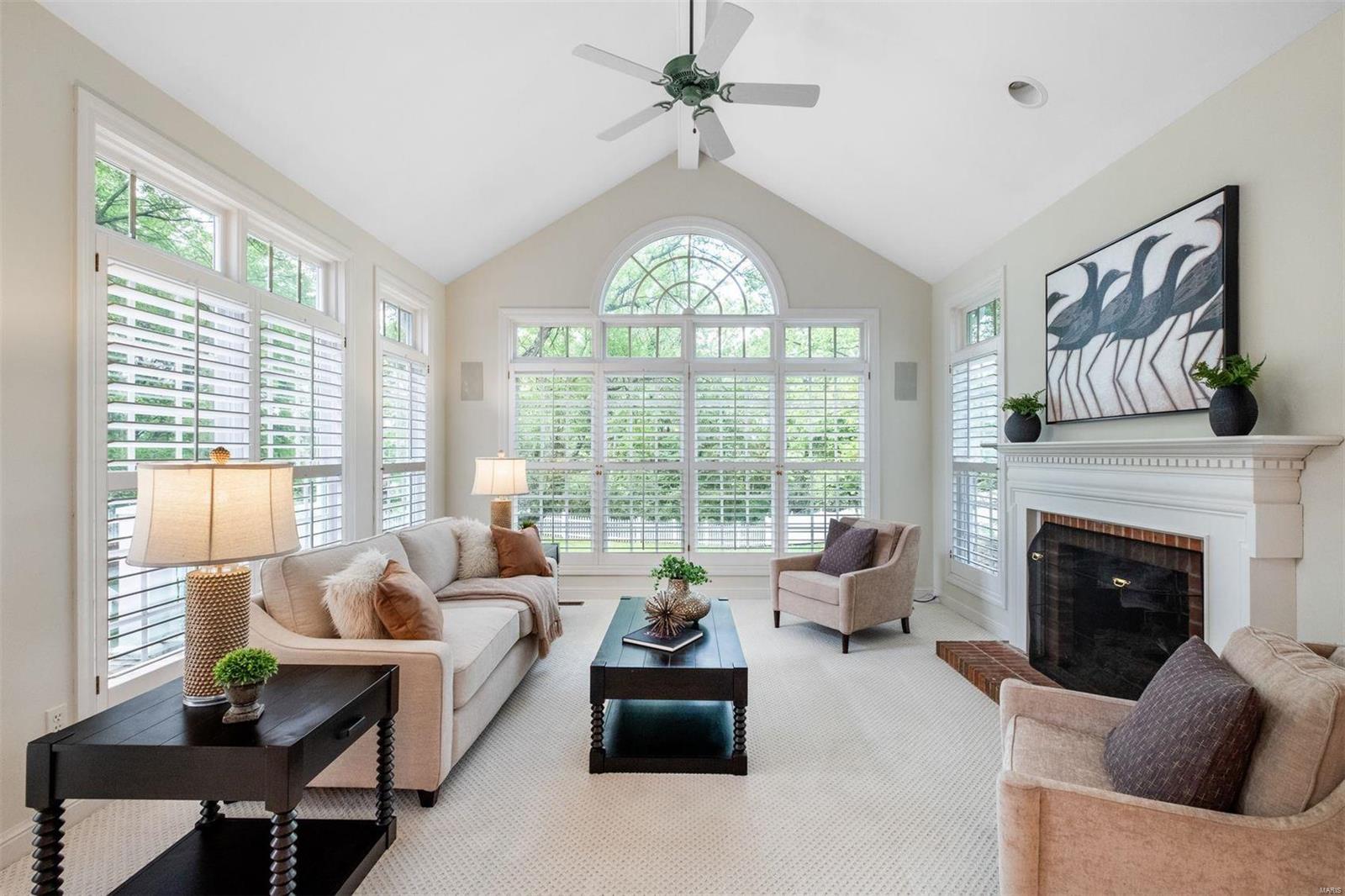12536 Conway Road Creve Coeur, MO 63141 - Photo 12 of 33 Gallery Image 12