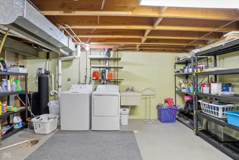 $285,000 | 362 Carmelaire Court, Carmel, IN 46032