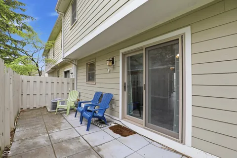 $285,000 | 362 Carmelaire Court, Carmel, IN 46032