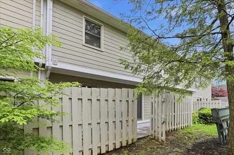 $285,000 | 362 Carmelaire Court, Carmel, IN 46032