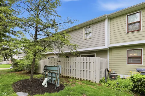 $285,000 | 362 Carmelaire Court, Carmel, IN 46032