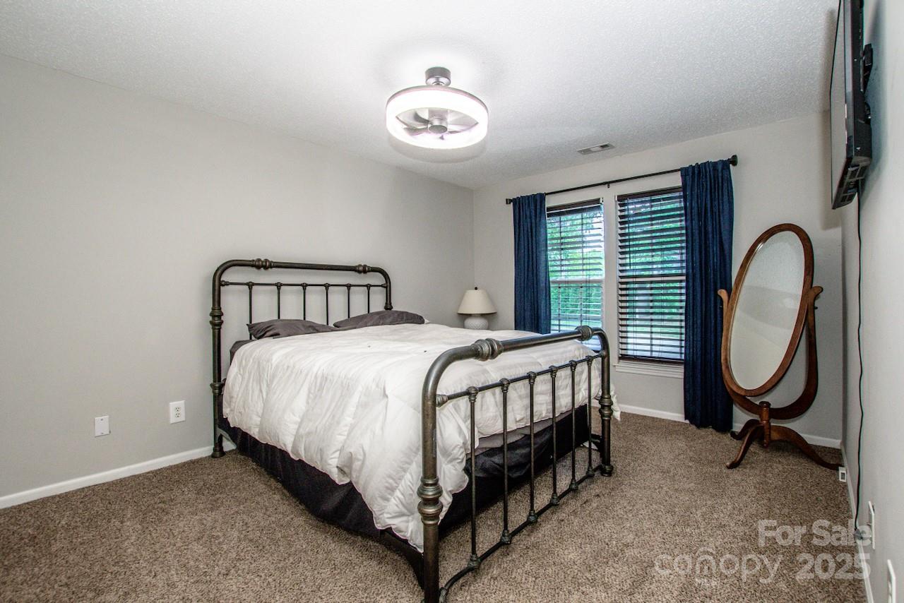 19901 Henderson Road, Unit M Cornelius, NC 28031 - Photo 26 of 41 Gallery Image 26