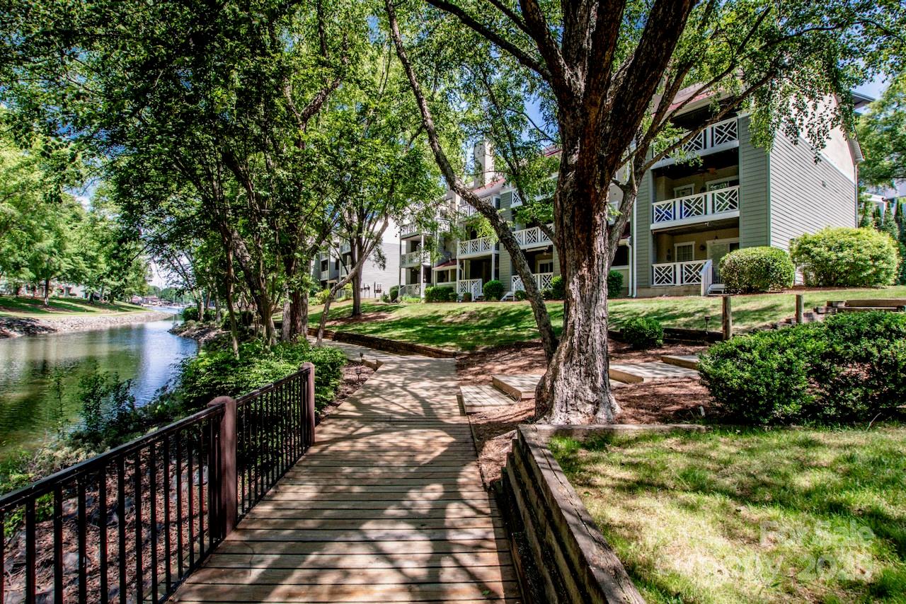 19901 Henderson Road, Unit M Cornelius, NC 28031 - Photo 8 of 41 Gallery Image 8