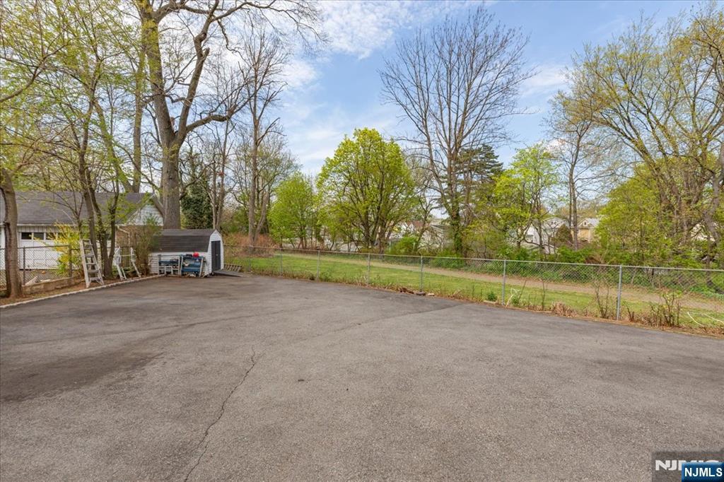 296 Berkeley Avenue Bloomfield, NJ 07003 - Photo 37 of 48