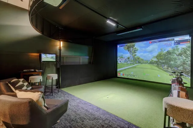 $1,503 | 270 Hennepin Avenue, Unit 616, Minneapolis, MN 55401