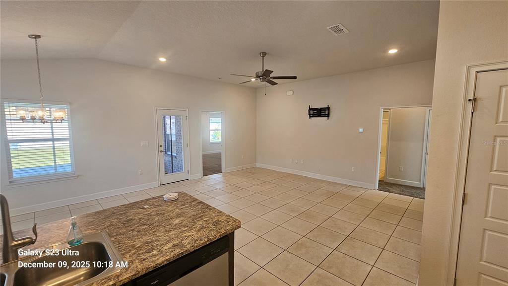 11 Birchtree Way Palm Coast, FL 32137 - Photo 8 of 19