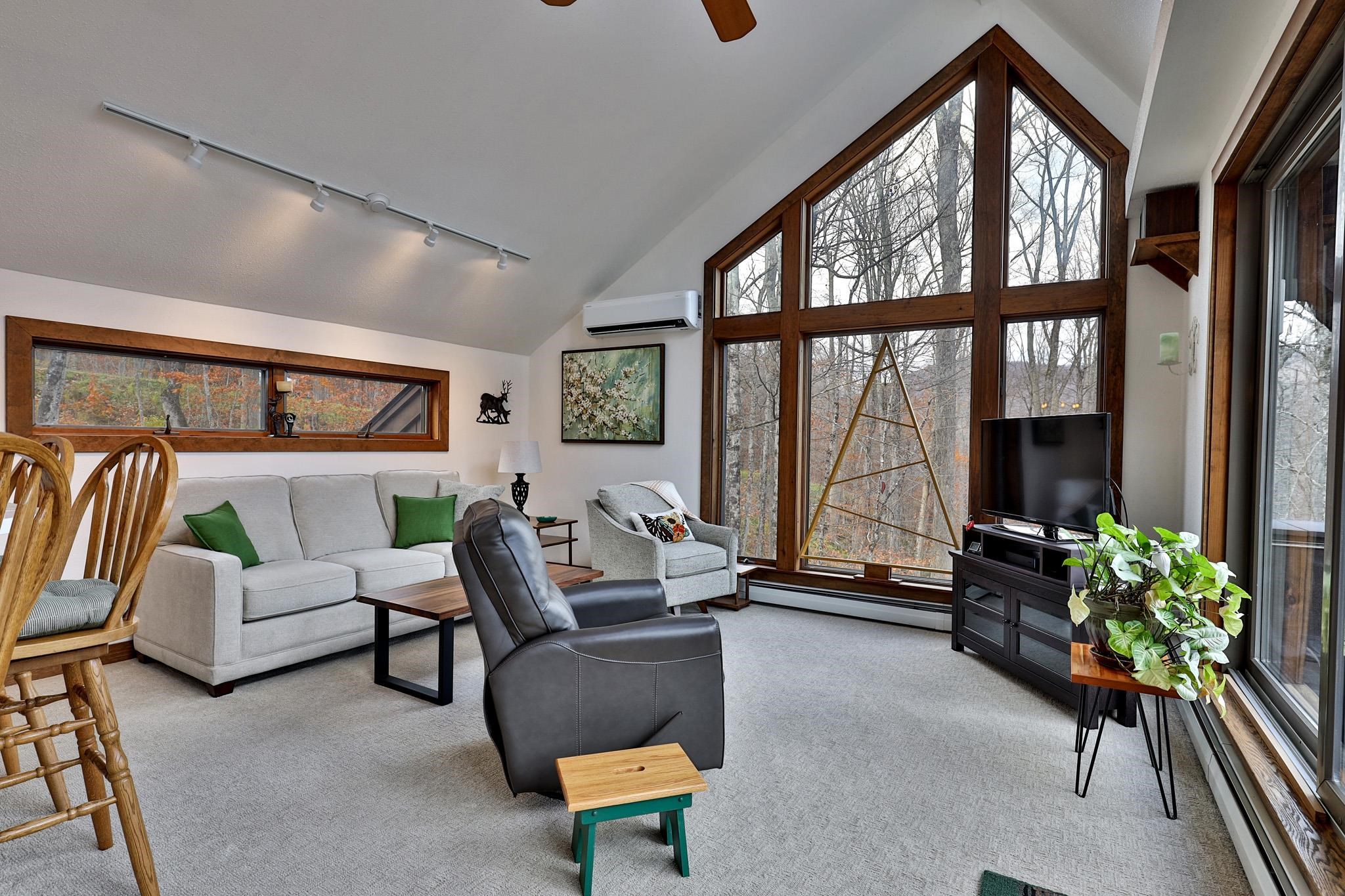 559 Crimson Hawk Road Plymouth, VT 05056 - Photo 23 of 53