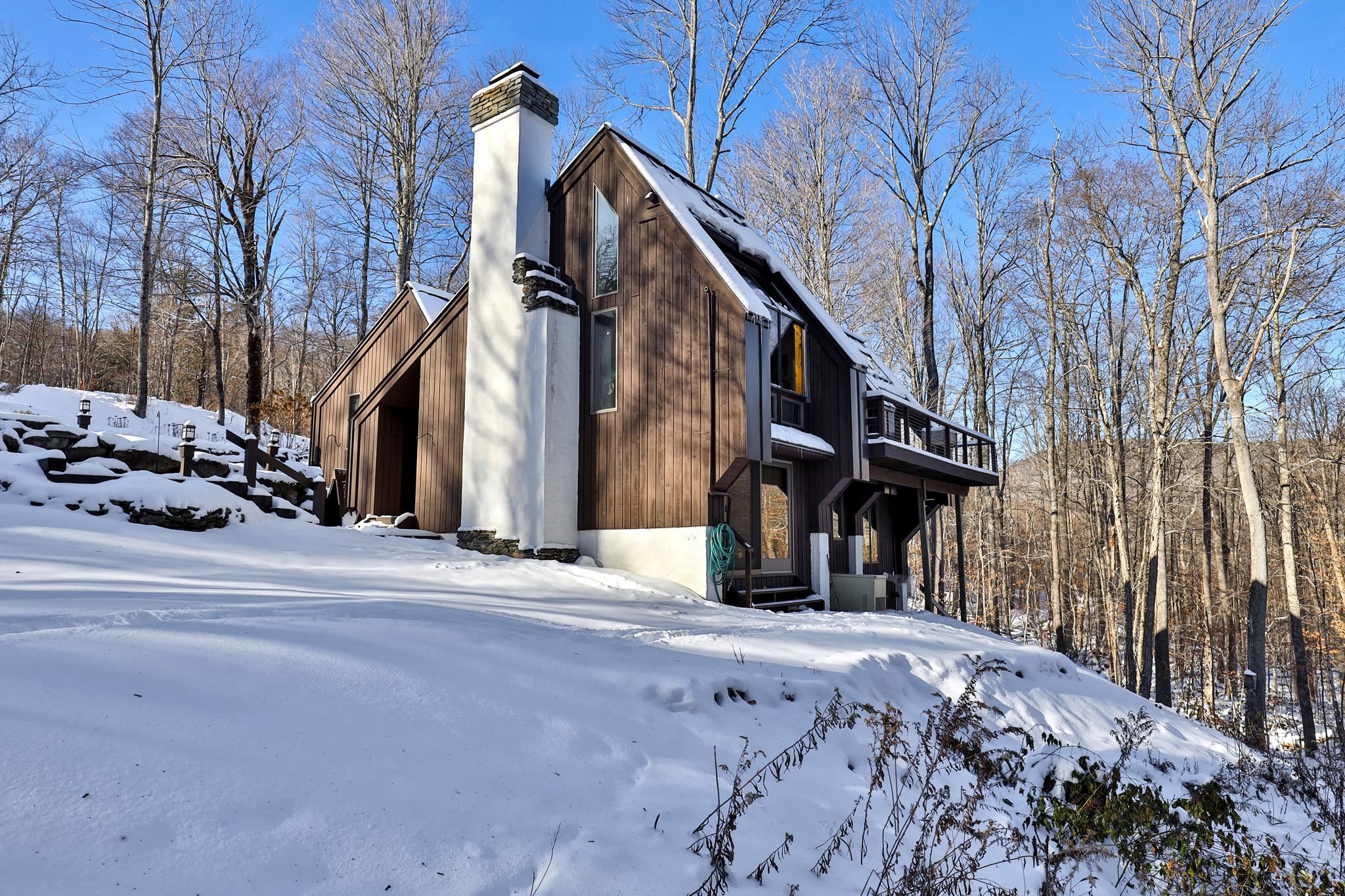559 Crimson Hawk Road Plymouth, VT 05056 - Photo 3 of 53
