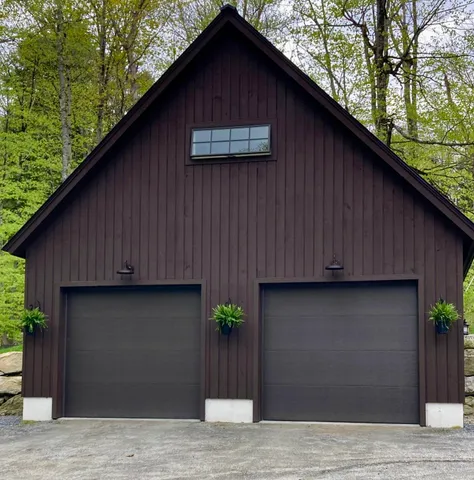 $885,000 | 559 Crimson Hawk Road, Plymouth, VT 05056