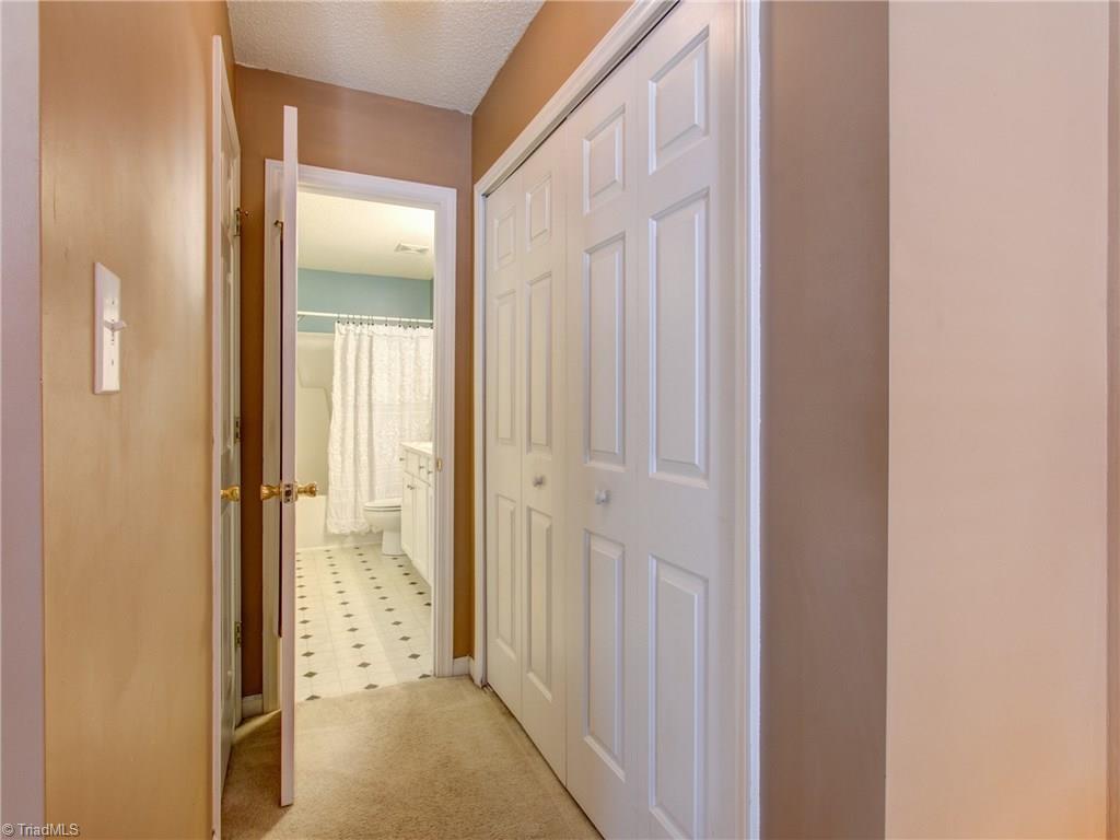4614 Cross Ridge Lane Greensboro, NC 27410 - Photo 14 of 30