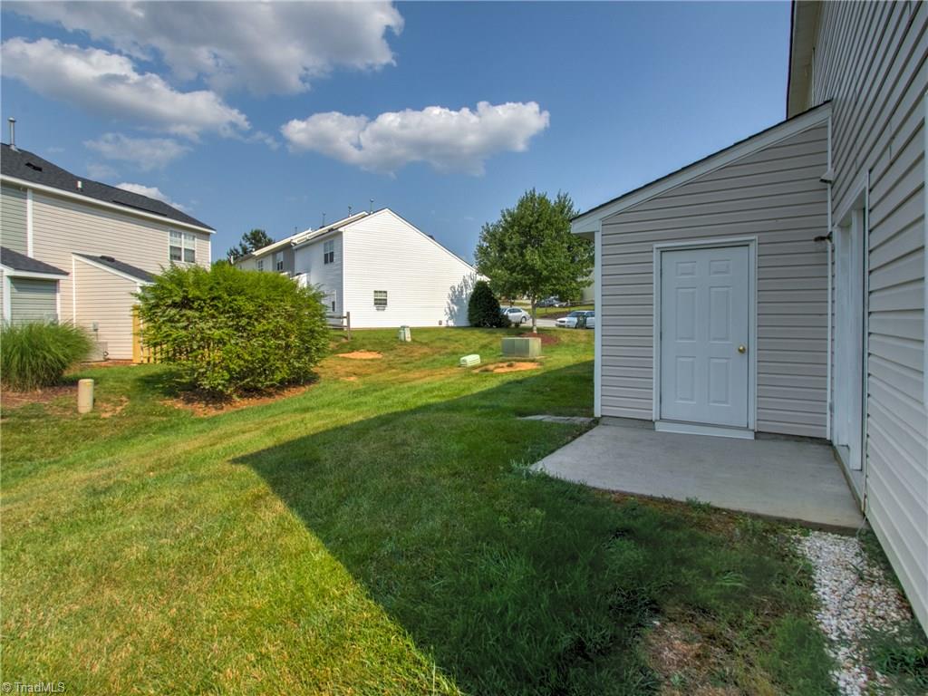 4614 Cross Ridge Lane Greensboro, NC 27410 - Photo 3 of 30