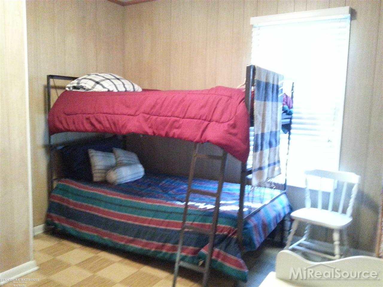 2245 Lakeshore Road Applegate, MI 48401 - Photo 18 of 40