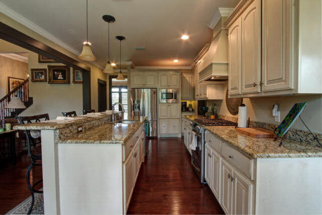 7696 Lake Boulevard Daphne, AL 36527 - Photo 12 of 33 kitchen