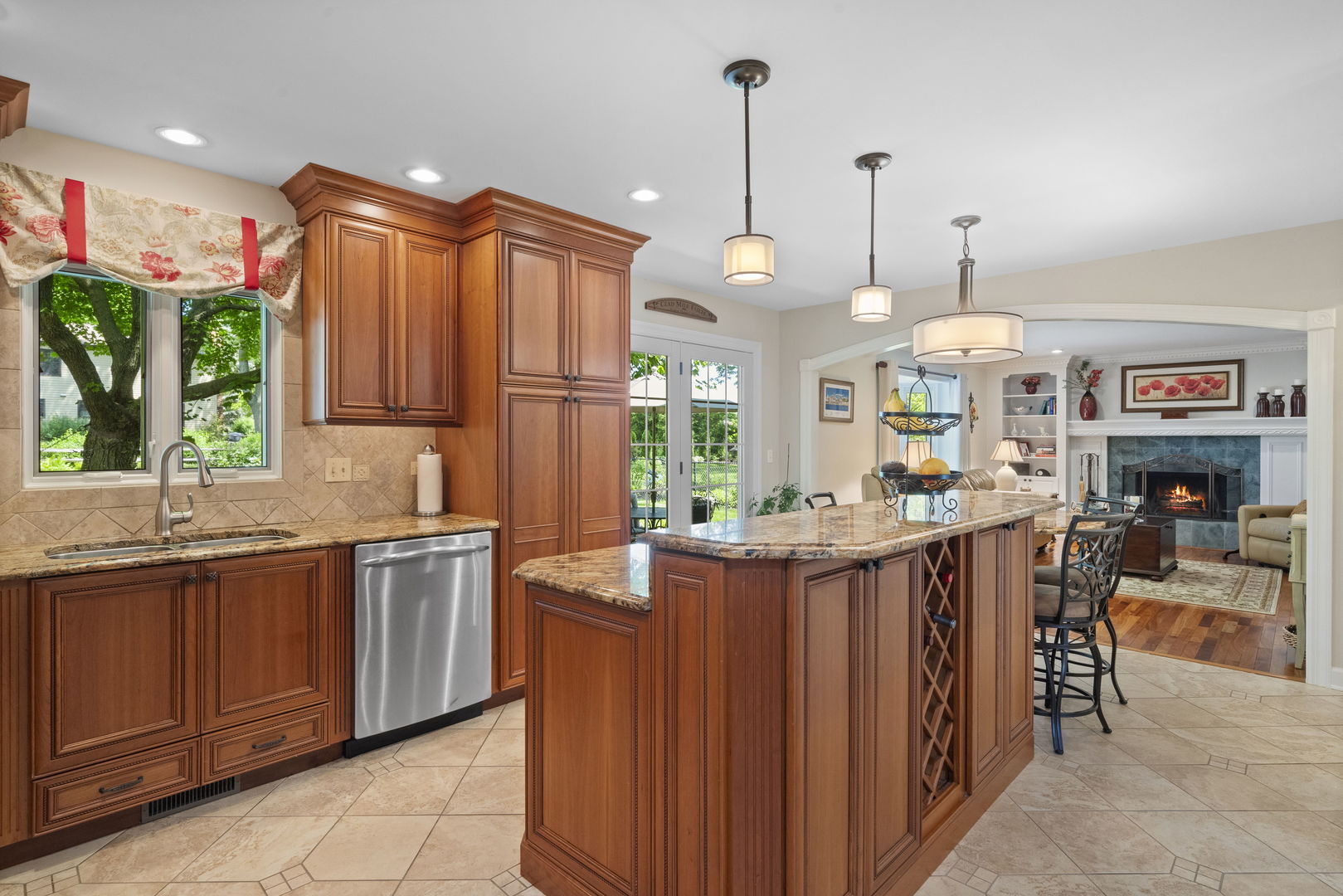473 Staunton Road Naperville, IL 60565 - Photo 8 of 30 Gallery Image 8