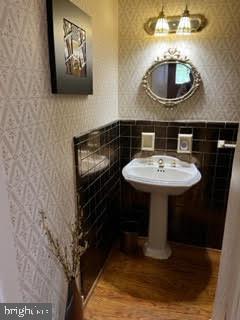 646 Green Briar Road Elkins Park, PA 19027 - Photo 8 of 45