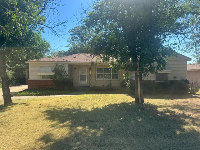 $120,000 | 212 South Farmer, Crosbyton, TX 79322
