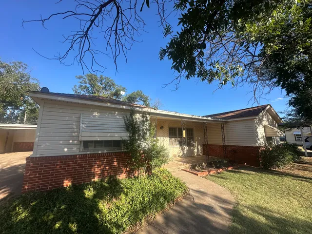 $120,000 | 212 South Farmer, Crosbyton, TX 79322