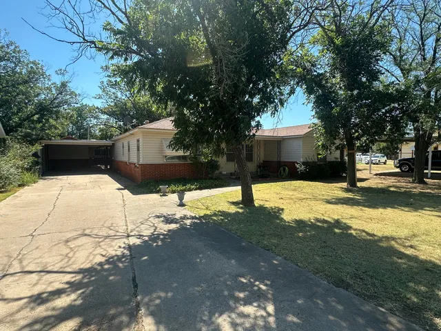 $120,000 | 212 South Farmer, Crosbyton, TX 79322