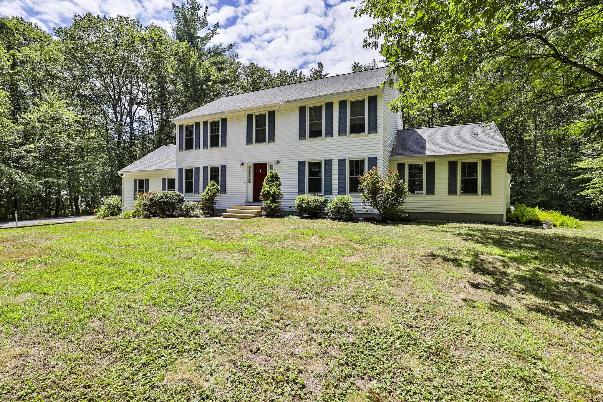 47 Mountain Road Brookline, NH 03033 - Photo 3 of 38