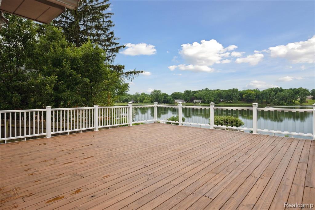 3330 Lexington Road Waterford, MI 48328 - Photo 7 of 47