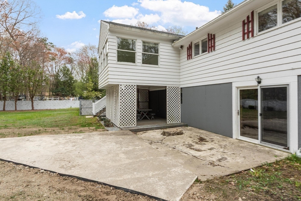 108 Lowell Road Pepperell, MA 01463 - Photo 31 of 34
