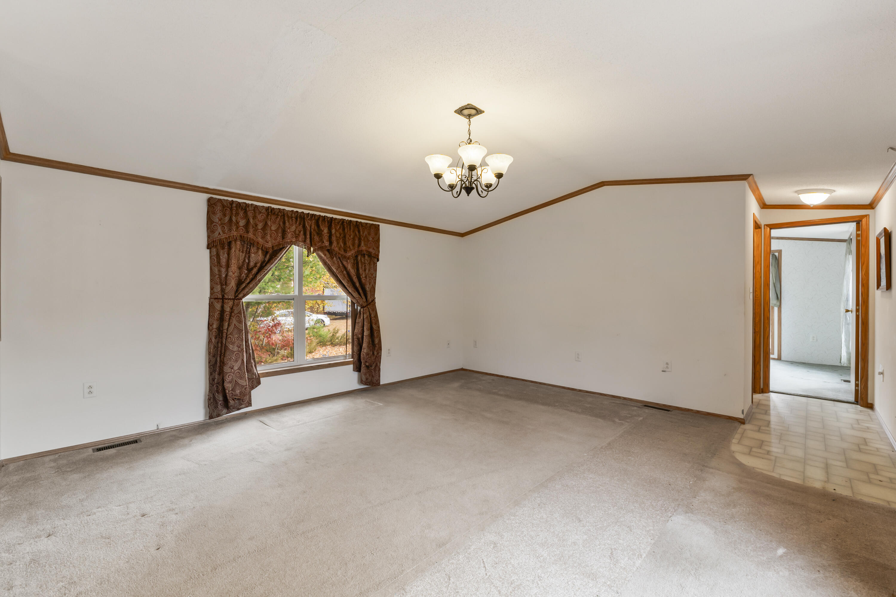 18 Terrace View Sabattus, ME 04280 - Photo 6 of 35 18 Terrace View_108