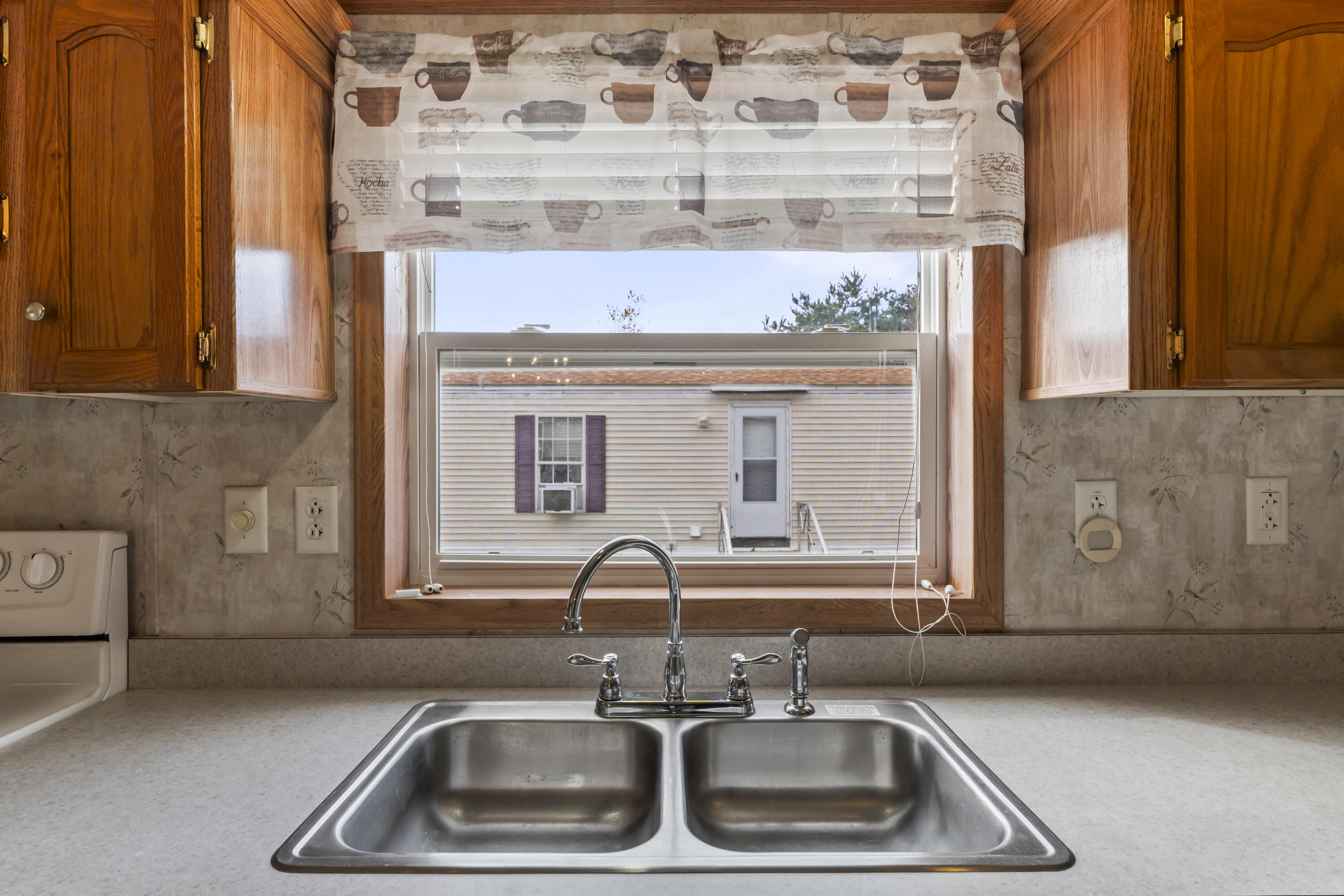 18 Terrace View Sabattus, ME 04280 - Photo 10 of 35 18 Terrace View_112