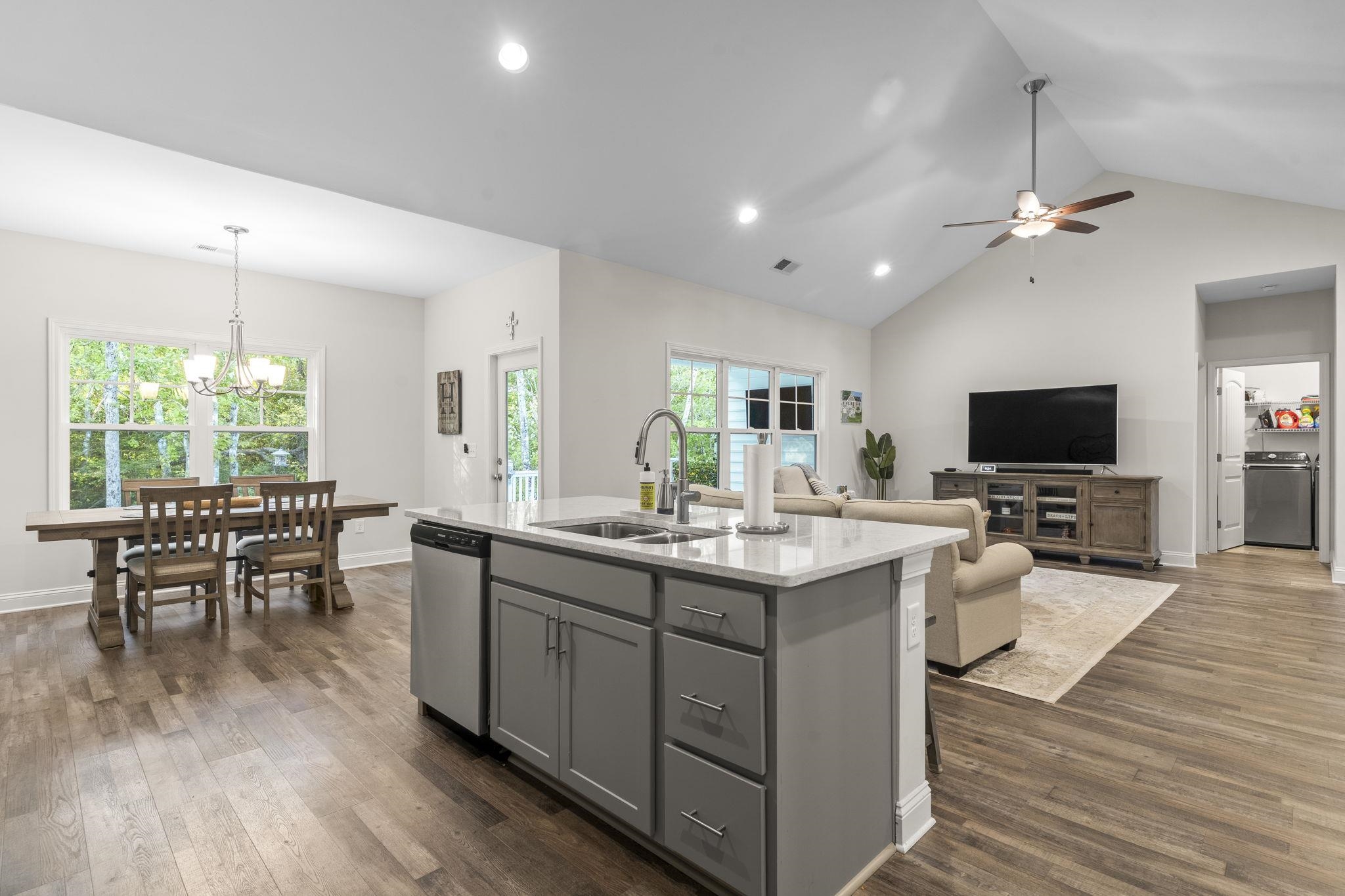 4402 Kinlaw Street Little River, SC 29566 - Photo 14 of 41