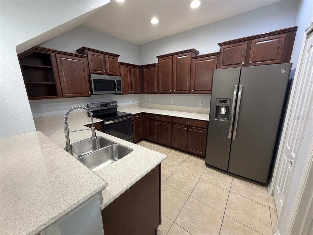 8162 Serenity Spring Drive Windermere, FL 34786 - Photo 6 of 29