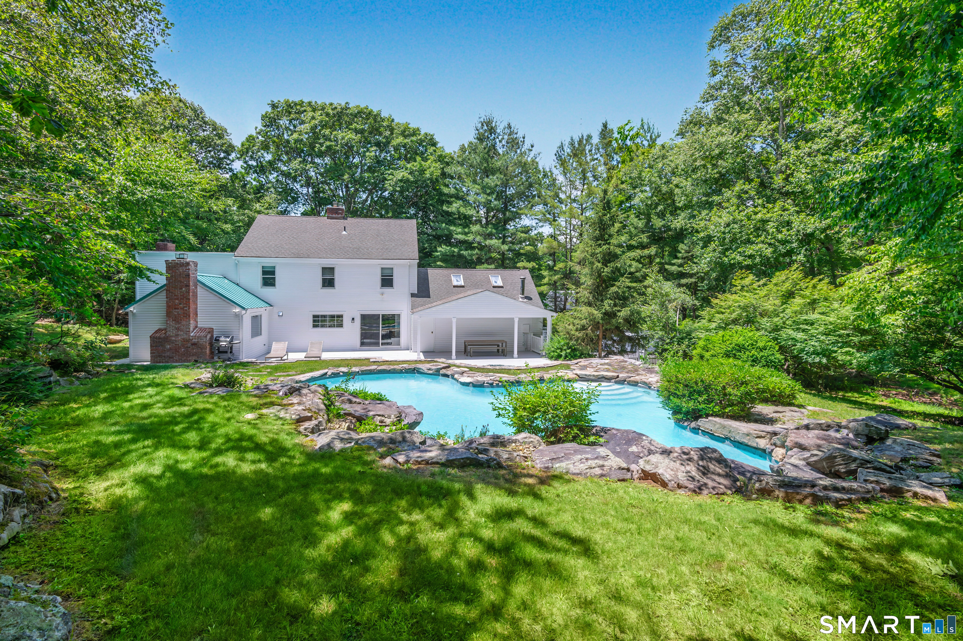564 Barrack Hill Road Ridgefield, CT 06877 - Photo 2 of 40
