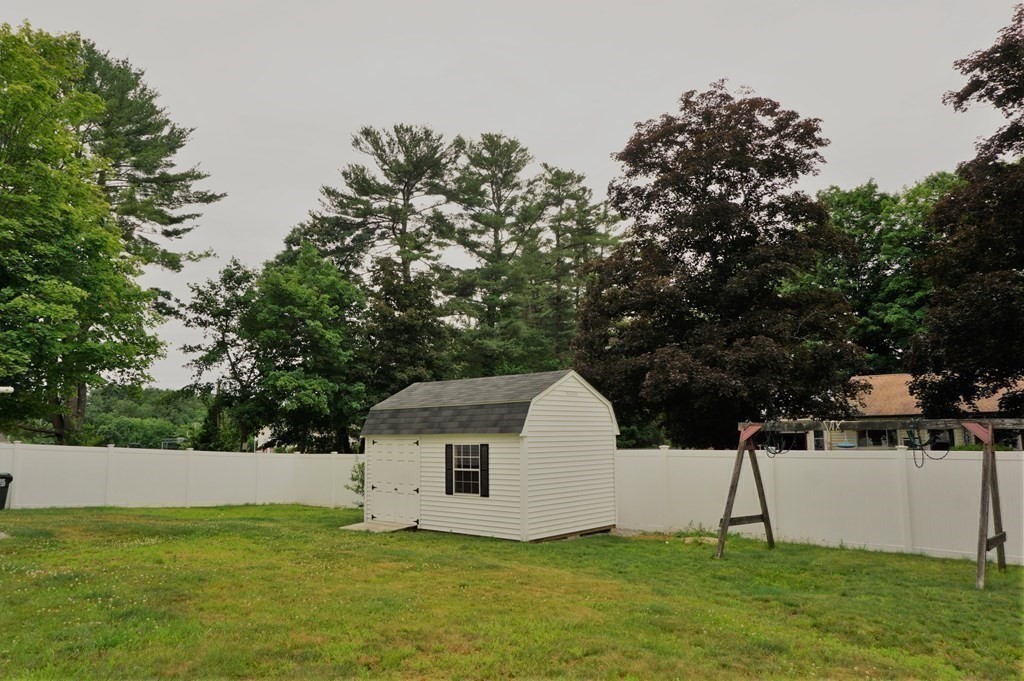 37 New Boston Road Sturbridge, MA 01566 - Photo 32 of 34