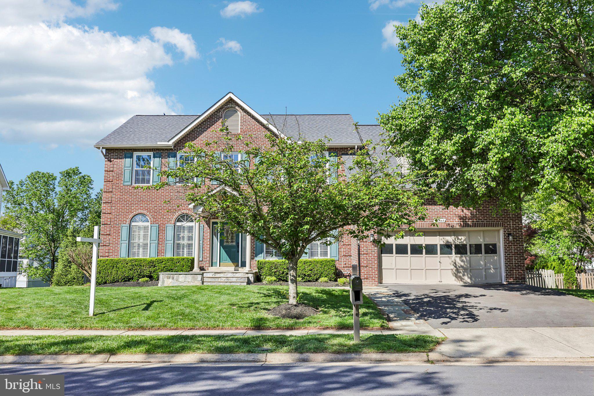 20547 Courier Ridge Place Ashburn, VA 20147 - Photo 2 of 76
