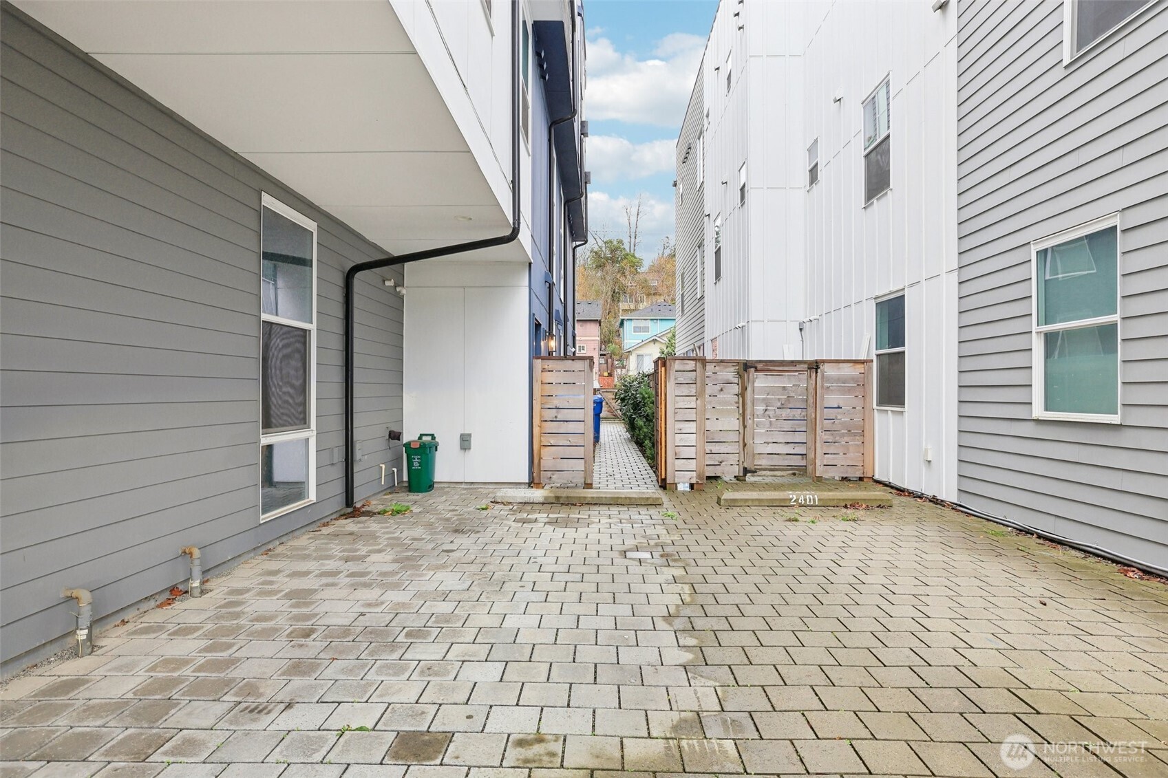 2403 Southwest Edmunds Street Seattle, WA 98106 - Photo 21 of 25