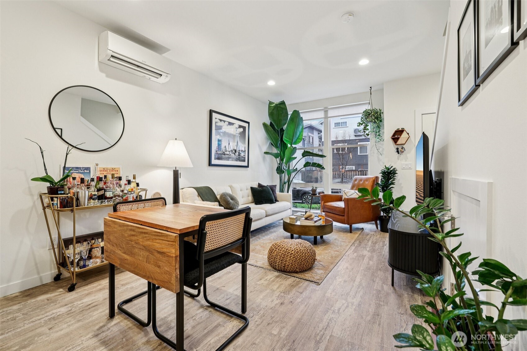 2403 Southwest Edmunds Street Seattle, WA 98106 - Photo 5 of 25