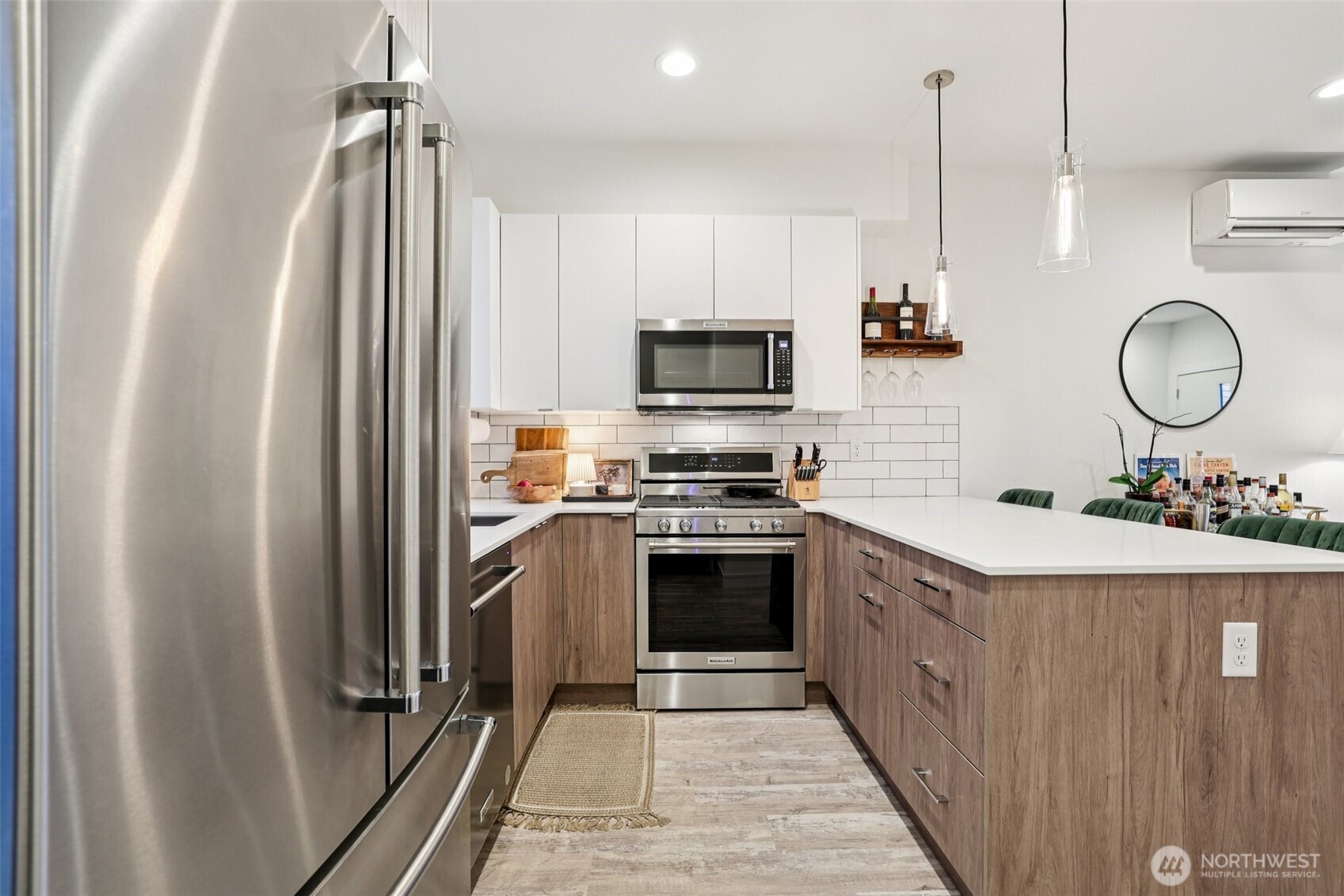 2403 Southwest Edmunds Street Seattle, WA 98106 - Photo 8 of 25