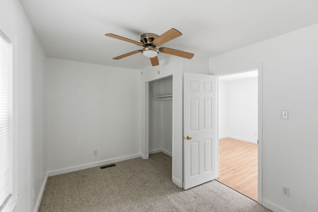 1901 West Grand Avenue Decatur, IL 62522 - Photo 13 of 23