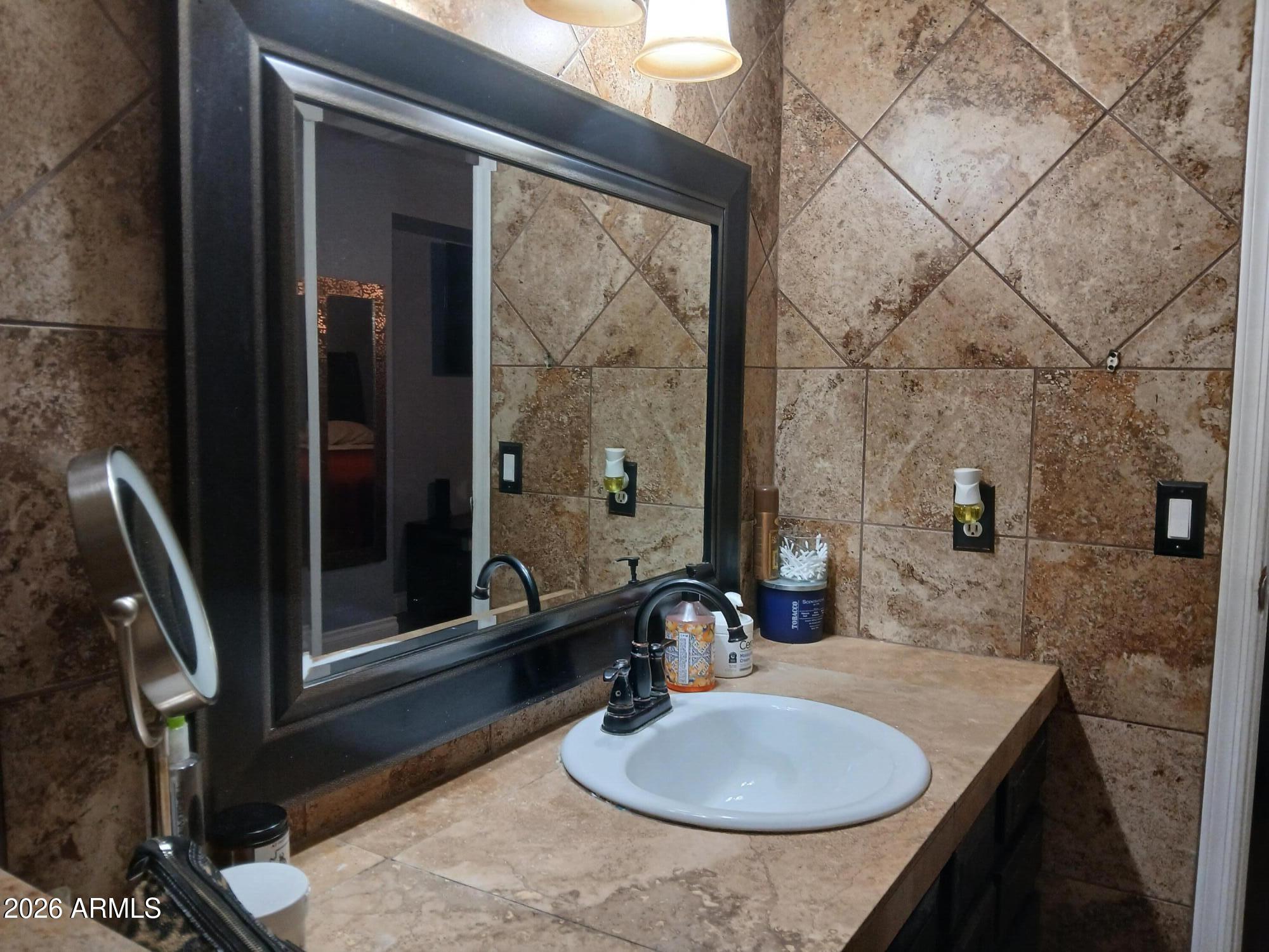 3134 East McKellips Road, Unit 46 Mesa, AZ 85213 - Photo 24 of 35 MASTER SINK