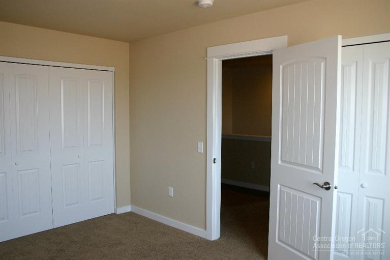 21160 Southeast Reed Market Road Bend, OR 97702 - Photo 12 of 18 Additional Photo