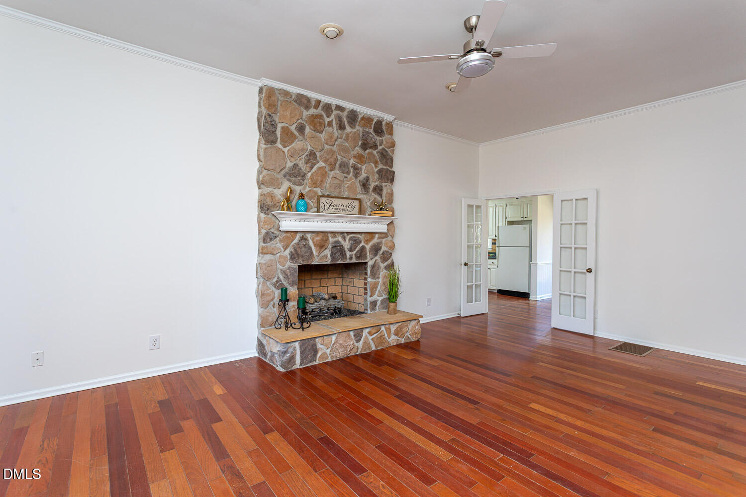 10609 Orchid Lane Raleigh, NC 27603 - Photo 4 of 27 michikas-10609-orchid-20