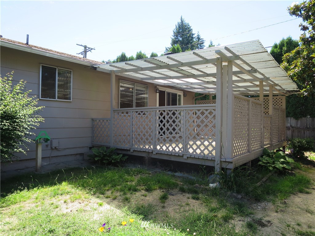 3500 Northeast 11th Place Renton, WA 98056 - Photo 17 of 19