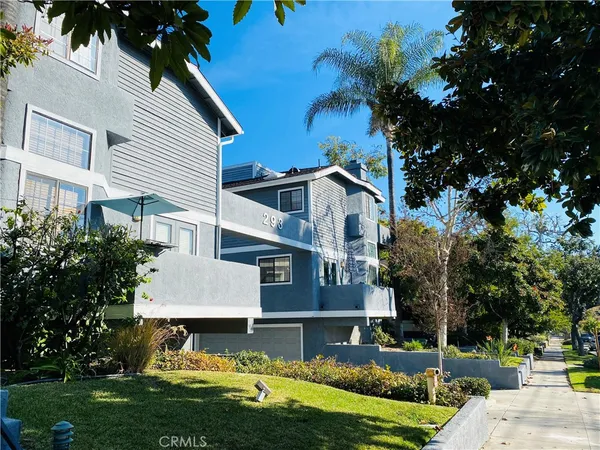 $3,700 | 293 Ohio Street, Pasadena, CA 91106
