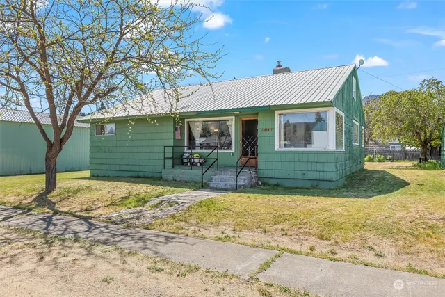$540,000 | 513 Cleveland Avenue, South Cle Elum, WA 98943