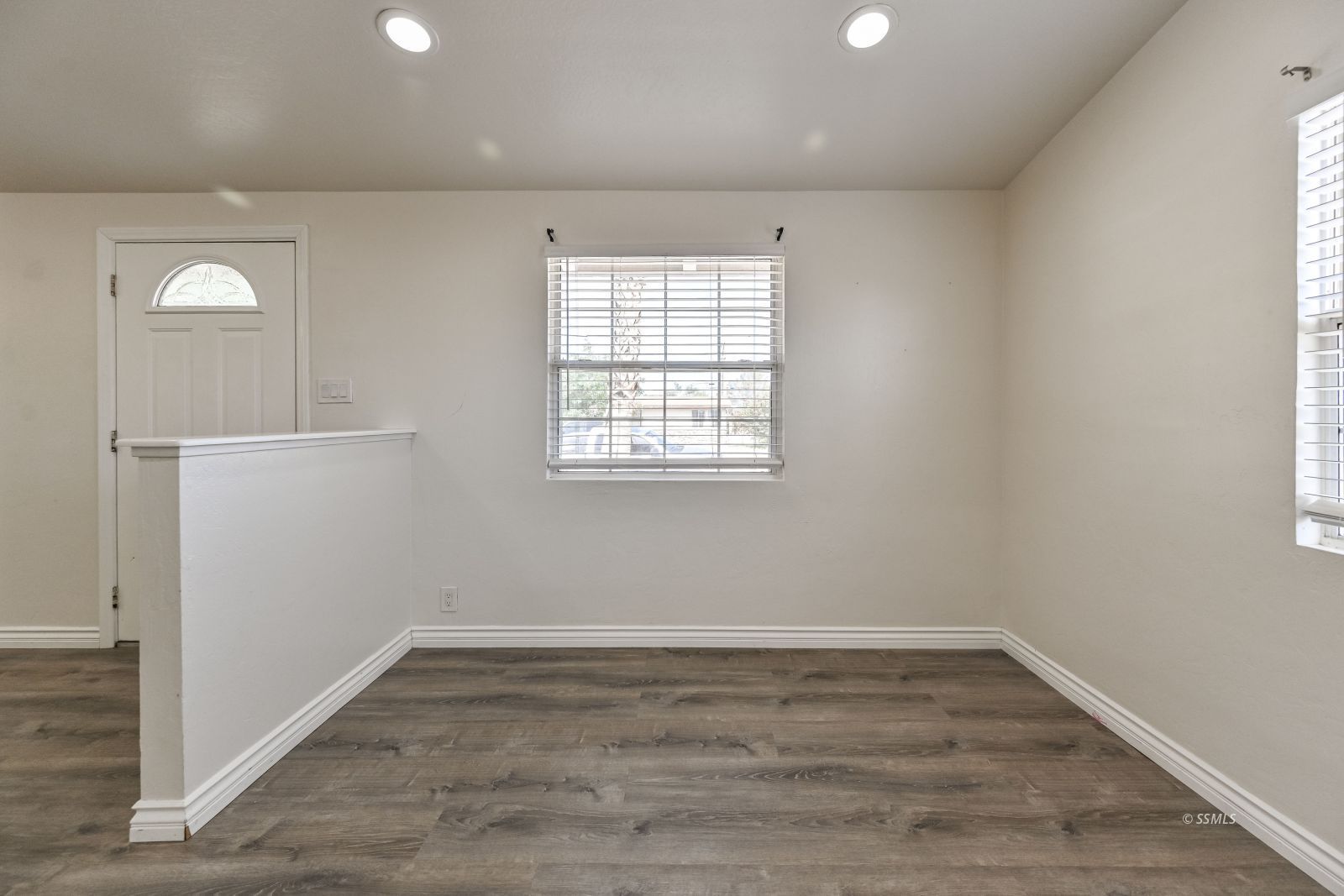 305 North Florence Street Ridgecrest, CA 93555 - Photo 10 of 30